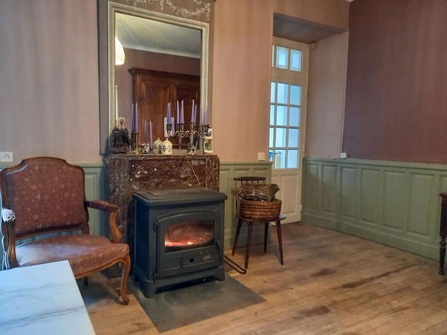 Maison Violette En Berry Aigurande Exteriör bild