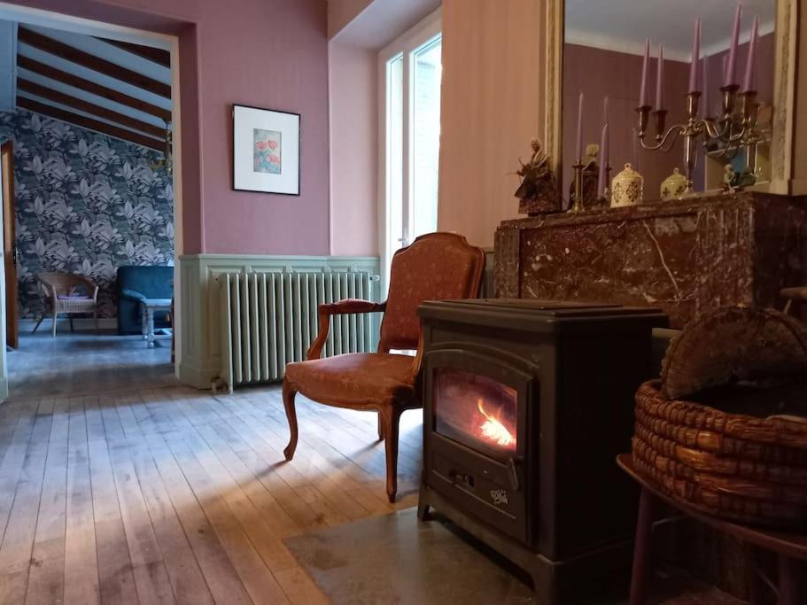 Maison Violette En Berry Aigurande Exteriör bild