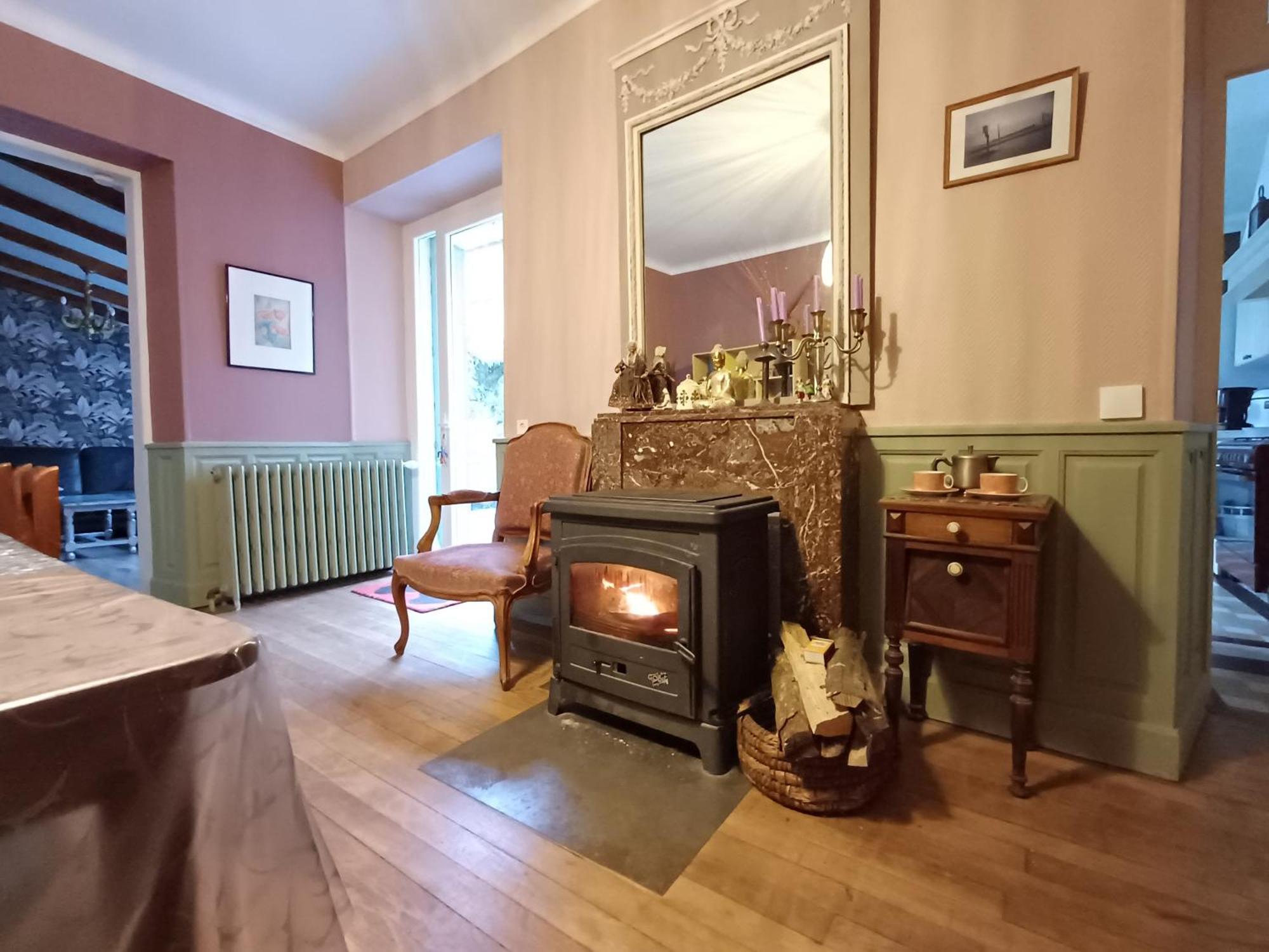 Maison Violette En Berry Aigurande Exteriör bild