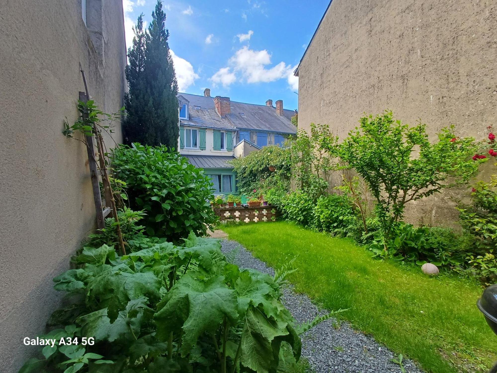 Maison Violette En Berry Aigurande Exteriör bild